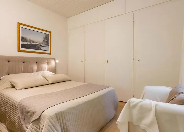 Contemporain Avec Jardin Et Parking A - Fr-1-306-1309 爱尔德河畔拉夏贝尔