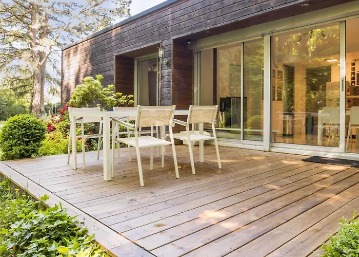 度假居 Contemporain Avec Jardin Et Parking A - Fr-1-306-1309