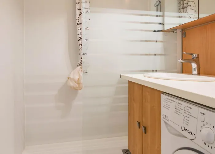 度假居 Contemporain Avec Jardin Et Parking A - Fr-1-306-1309