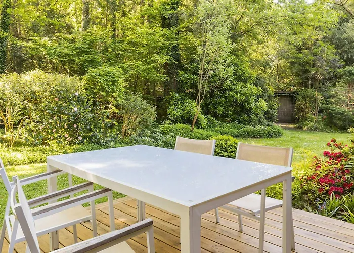 Contemporain Avec Jardin Et Parking A - Fr-1-306-1309 * 爱尔德河畔拉夏贝尔